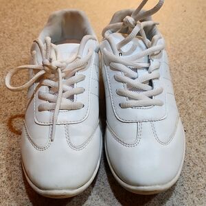 Little girls cheer shoes